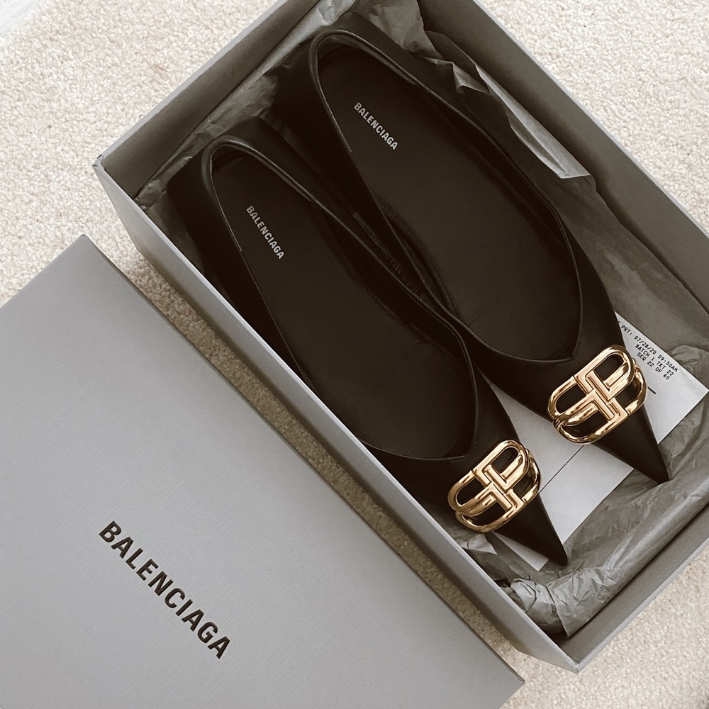 Balenciaga BB knife flats